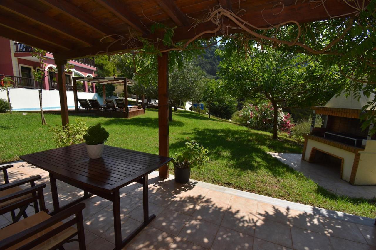 Corfu Resorts Apartments ペレカス エクステリア 写真