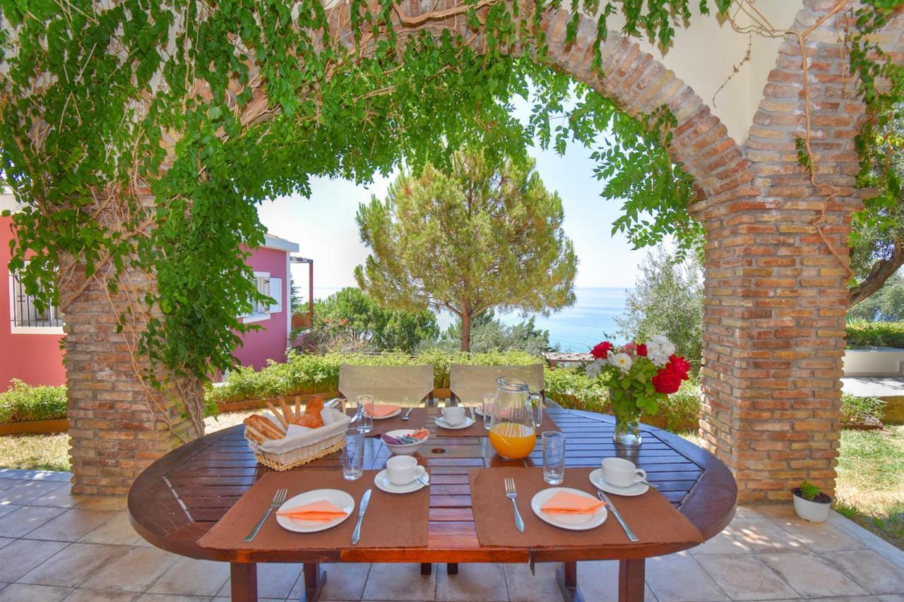 Corfu Resorts Apartments ペレカス エクステリア 写真